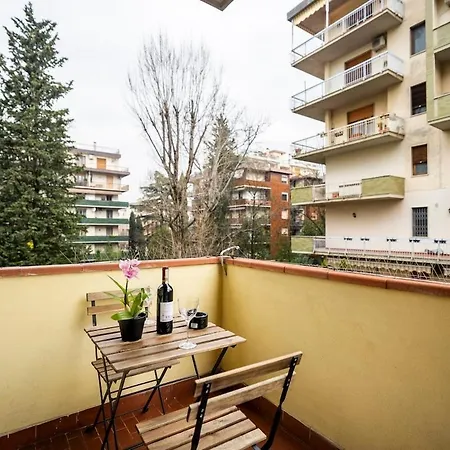 Near Airport 6 Guests - Big Elegant Apartment *